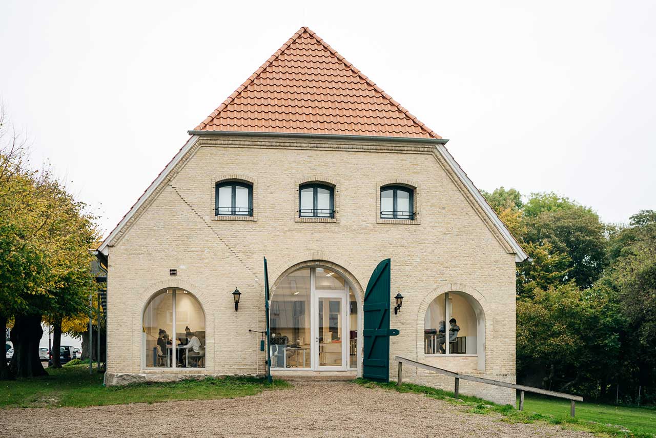 Stiftung_LOUISENLUND_JUNIORENSTUFE_GEBAEUDE