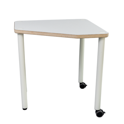 FLS-Katalog_Freisteller_Dortmund2_Floetotto-FLEX-TABLE_Fünfecktisch_weiß1